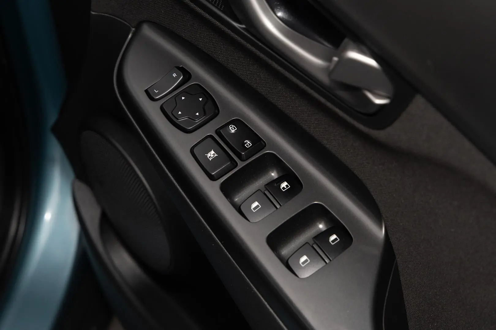 2019 Hyundai Kona Gallery Image 18