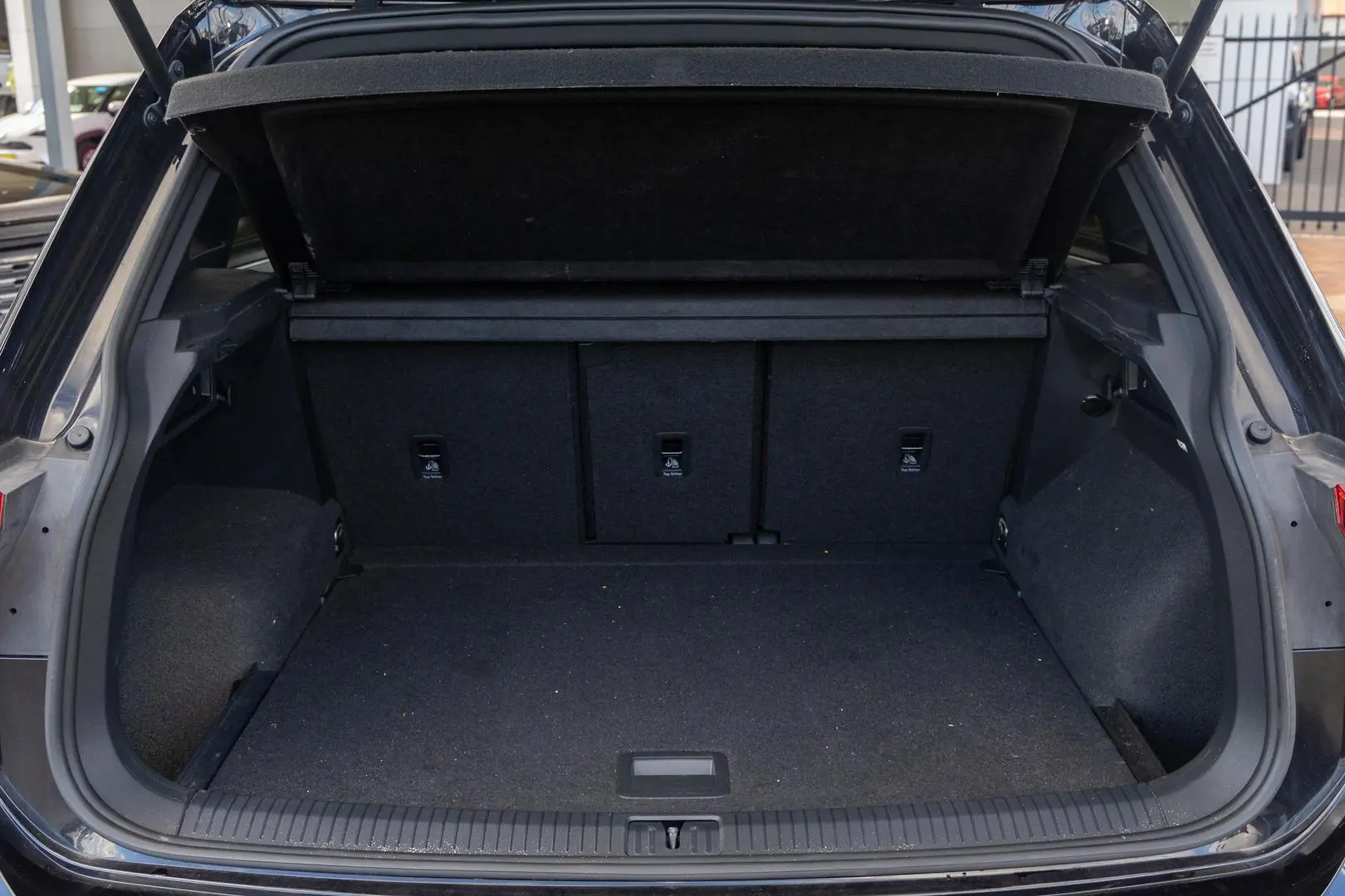 2023 Volkswagen Tiguan Gallery Image 19