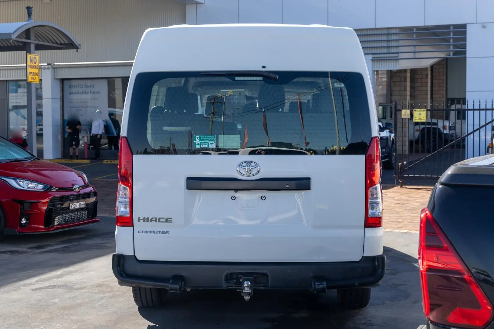 2019 Toyota Hiace Gallery Image 5