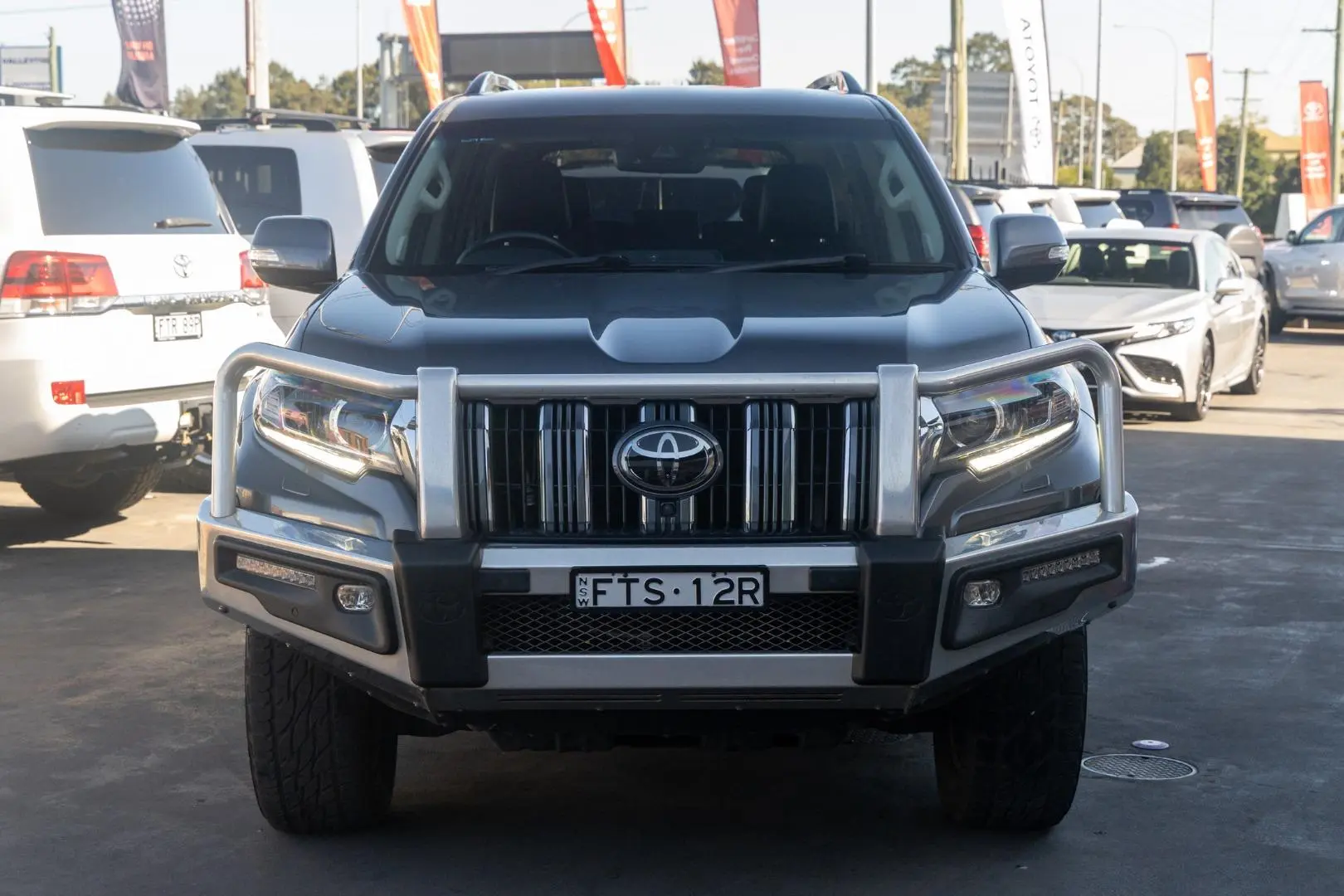 2019 Toyota Landcruiser Prado Gallery Image 4