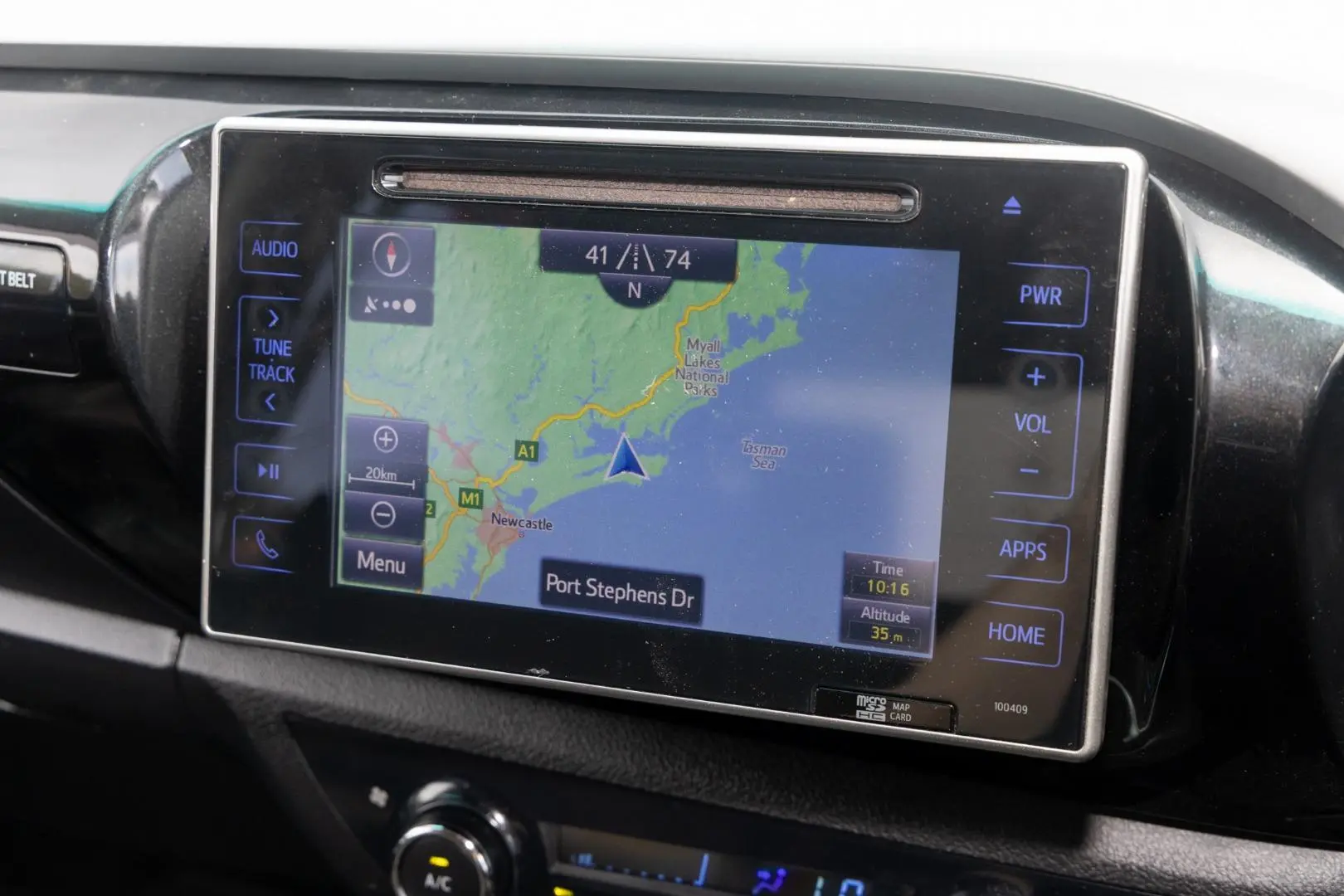 2018 Toyota Hilux Gallery Image 14