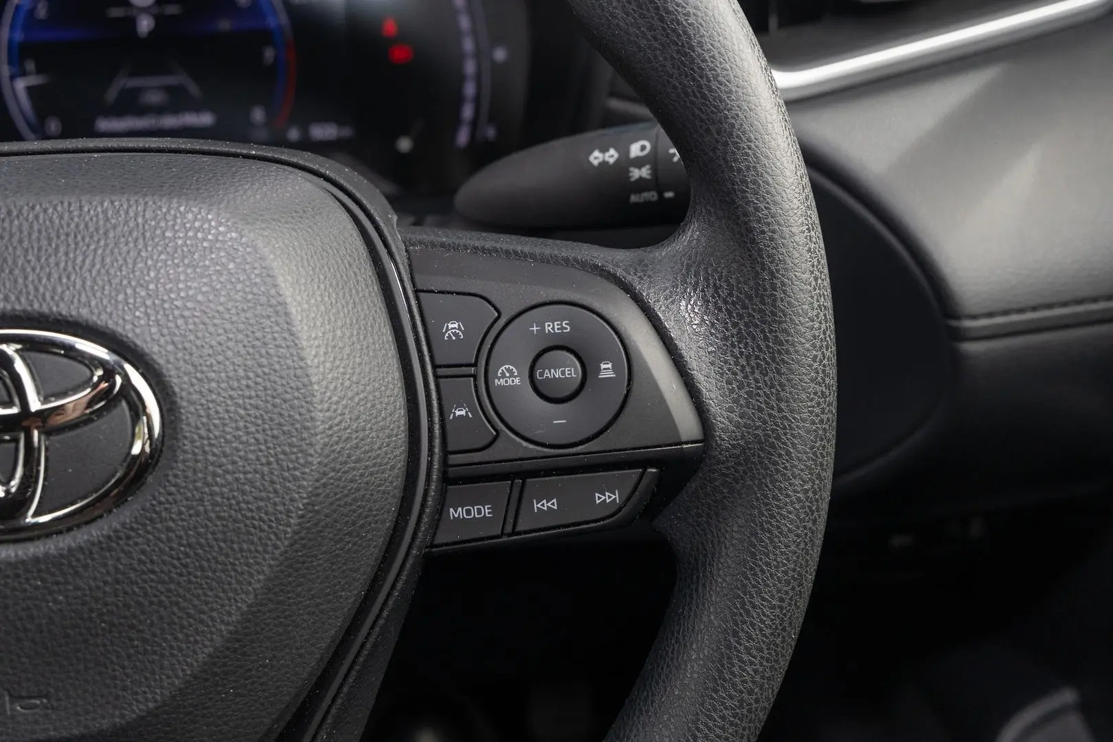 2024 Toyota Corolla Cross Gallery Image 12