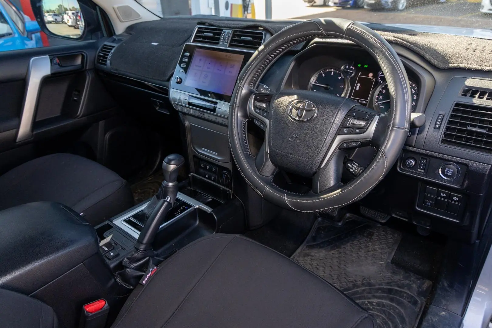 2022 Toyota Landcruiser Prado Gallery Image 7