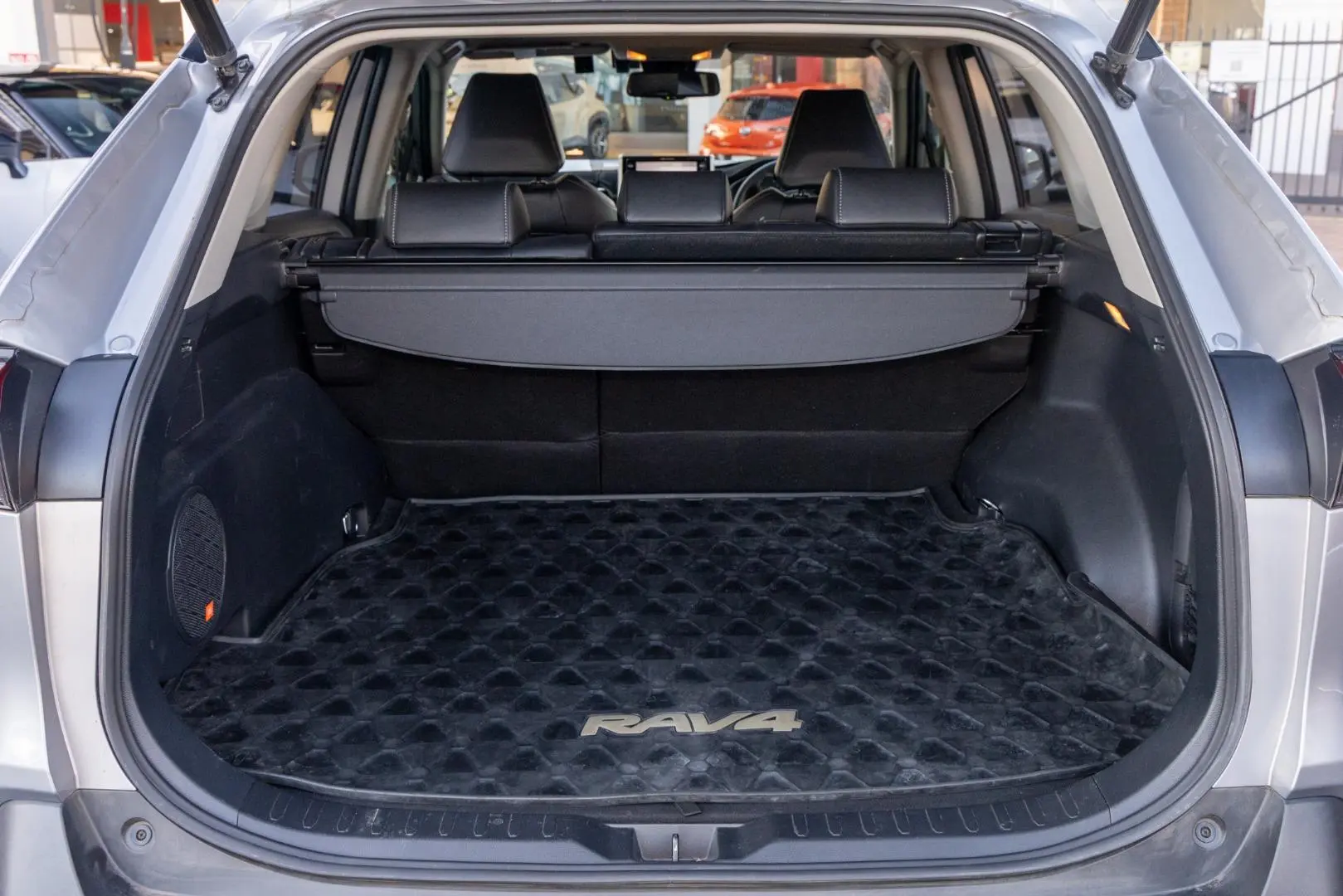 2021 Toyota RAV4 Gallery Image 19