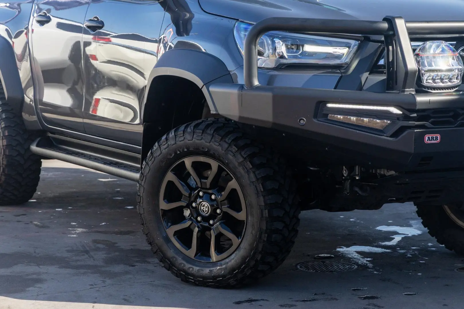 2023 Toyota Hilux Gallery Image 6