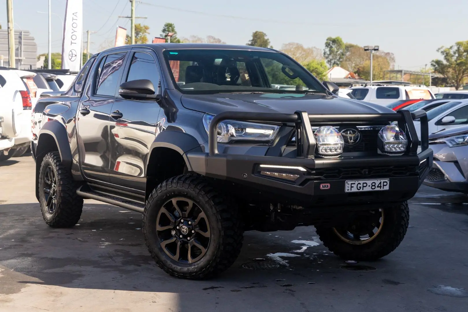 2023 Toyota Hilux Gallery Image 1