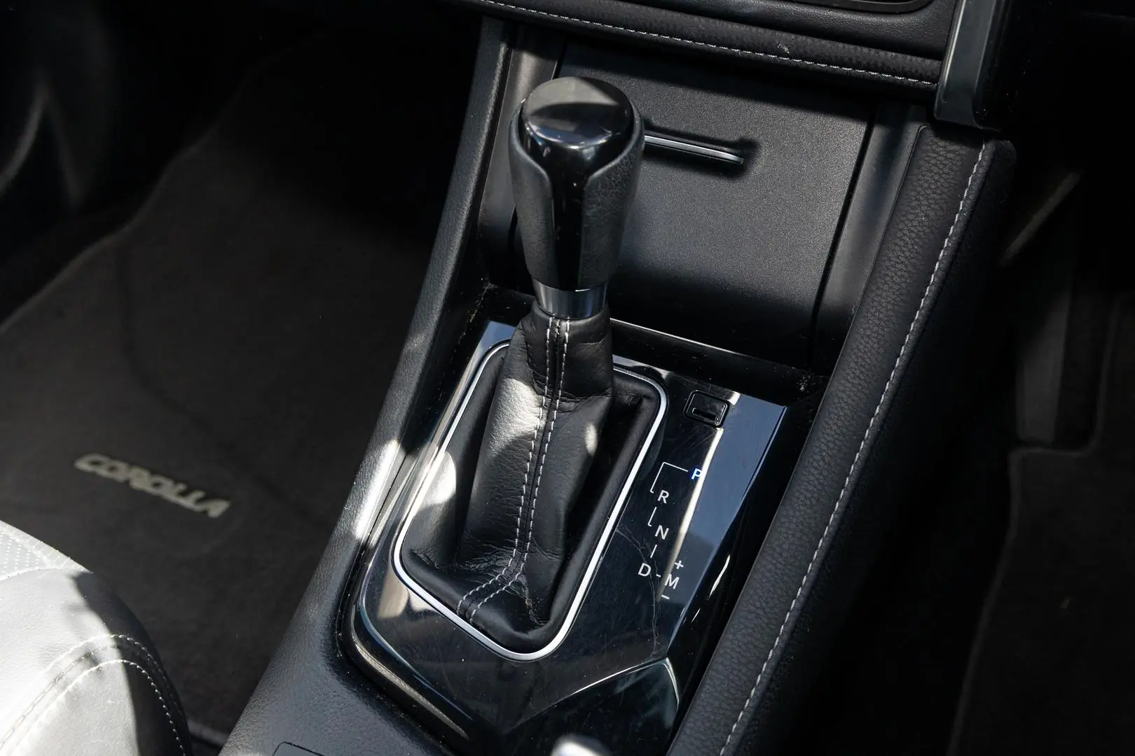 2017 Toyota Corolla Gallery Image 17