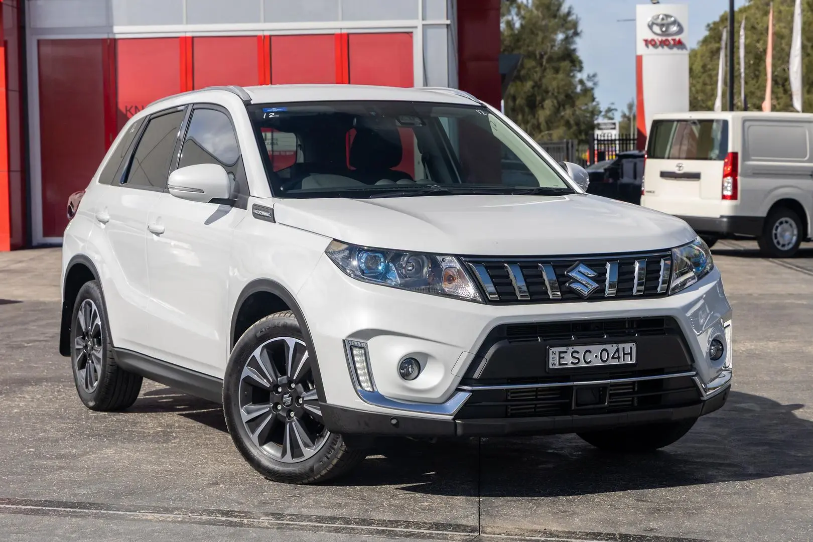 2021 Suzuki Vitara Gallery Image 1