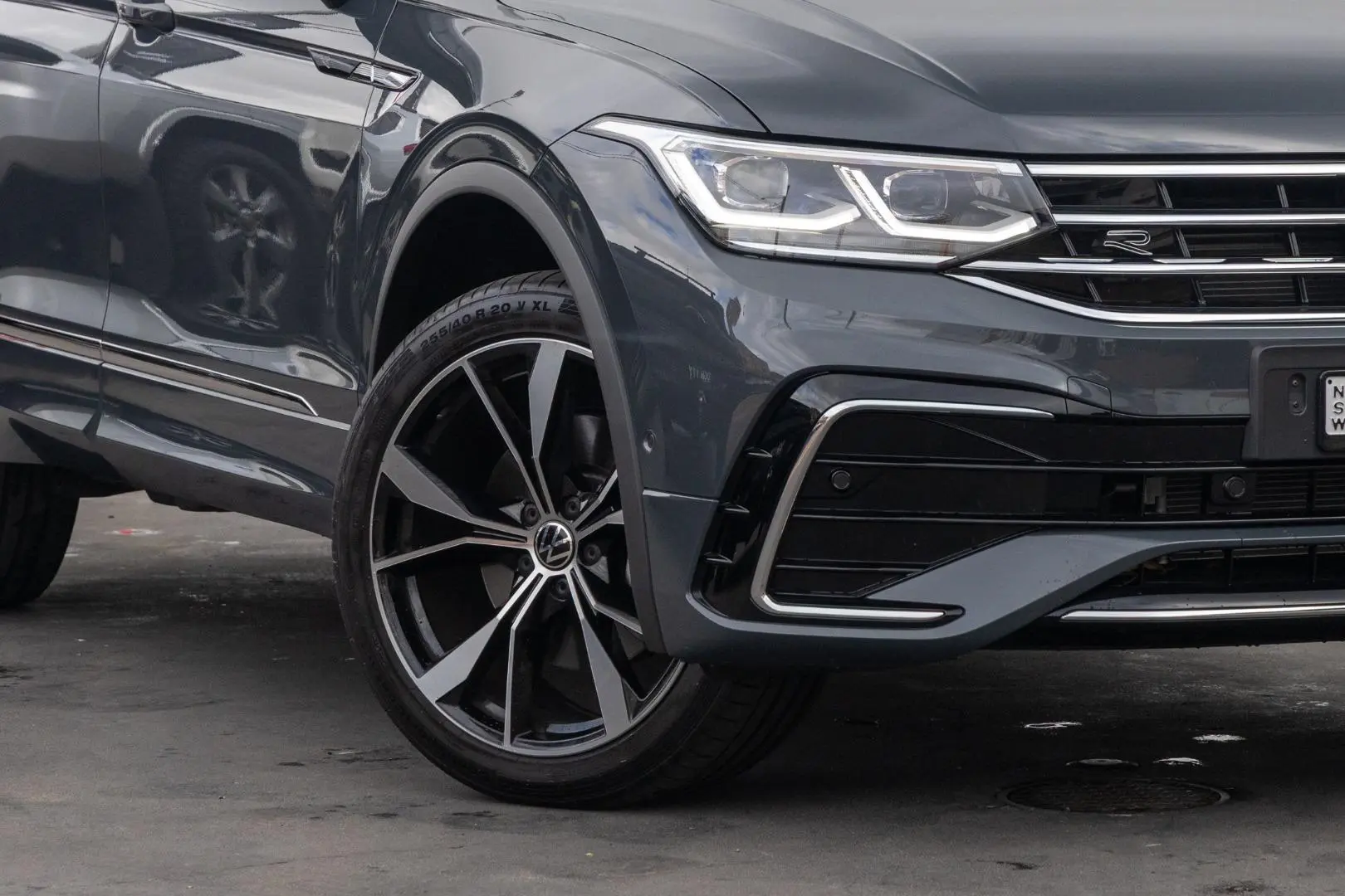 2024 Volkswagen Tiguan Gallery Image 6
