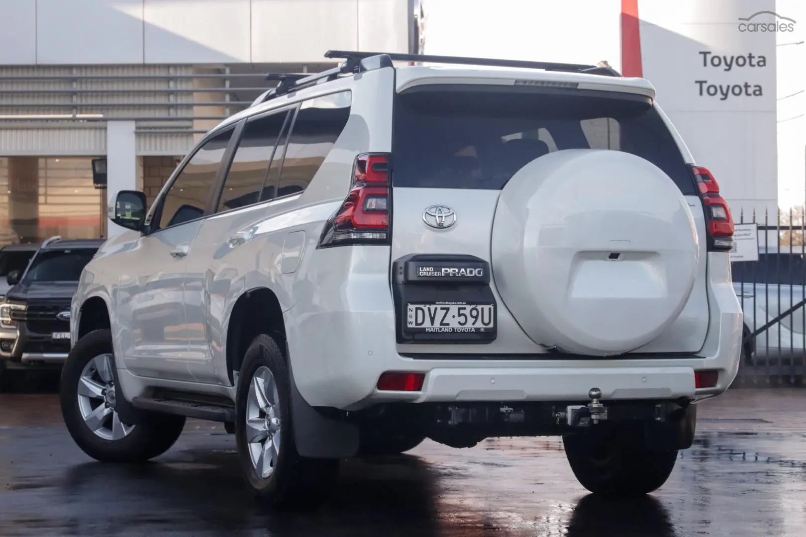 2018 Toyota Landcruiser Prado Image 2