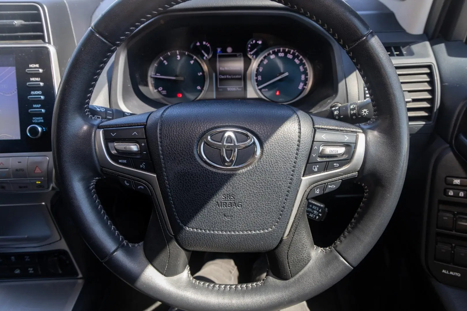 2021 Toyota Landcruiser Prado Gallery Image 10