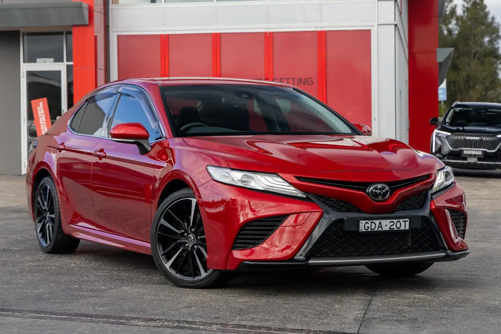 2019 Toyota Camry Gallery Image 1
