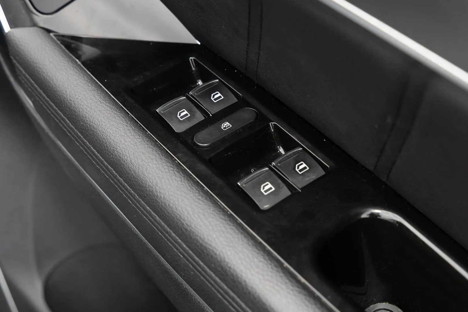 2020 Haval H6 Gallery Image 18