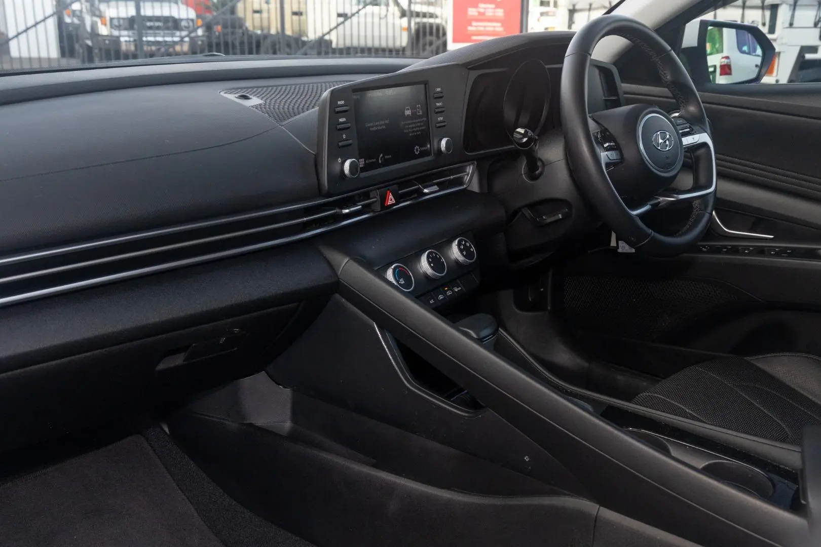 2022 Hyundai i30 Gallery Image 8