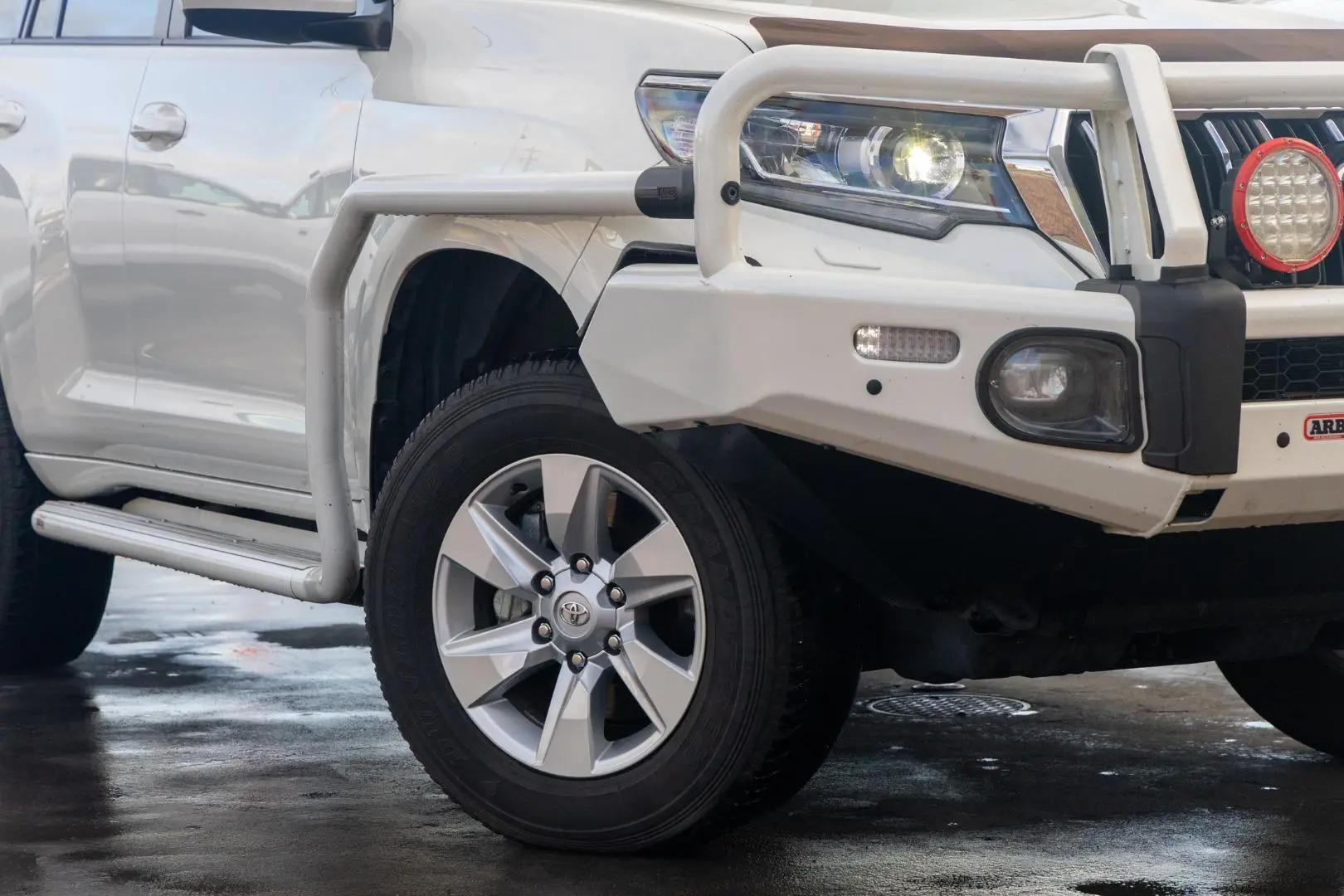 2020 Toyota Landcruiser Prado Gallery Image 6