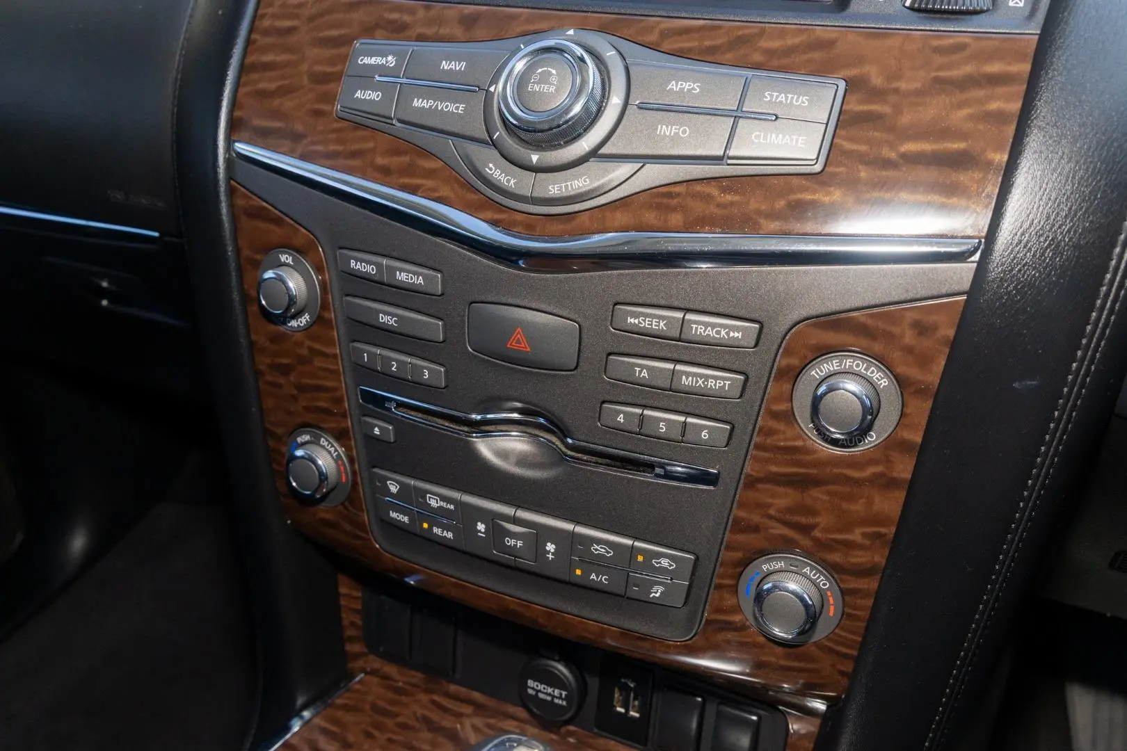 2021 Nissan Patrol Gallery Image 16