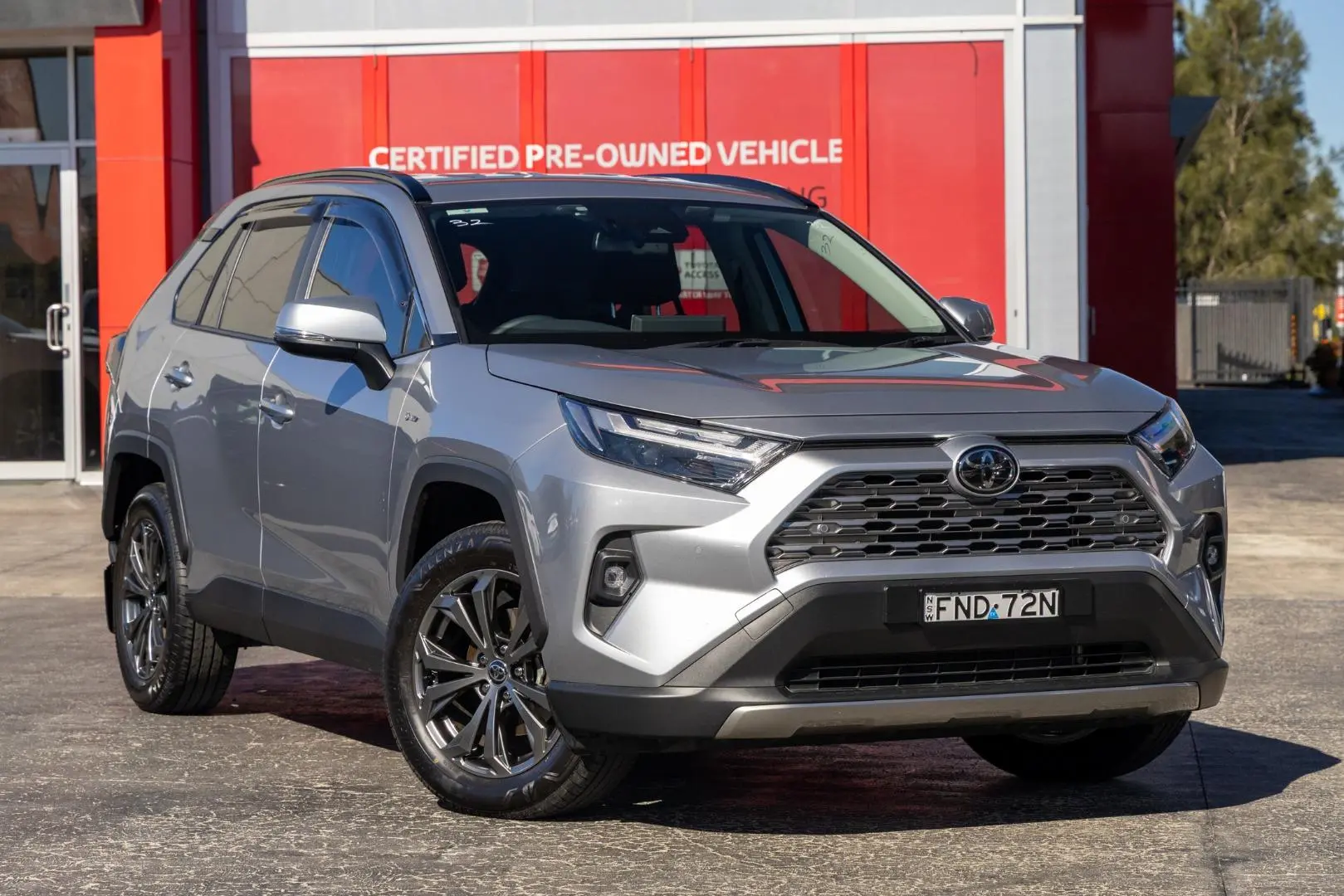 2025 Toyota RAV4 Gallery Image 1