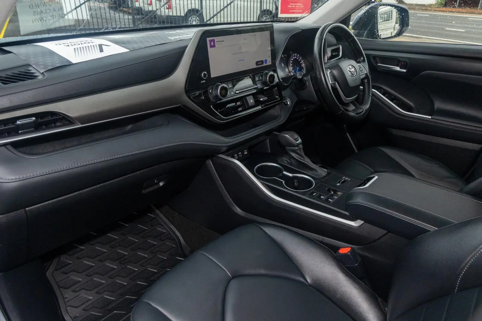 2023 Toyota Kluger Gallery Image 8