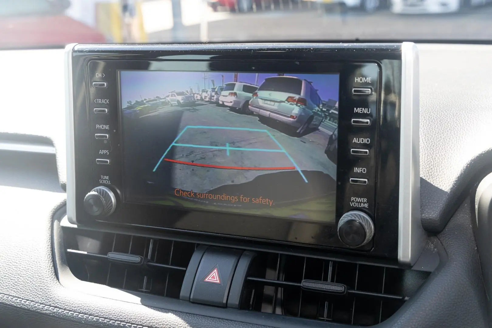 2022 Toyota RAV4 Gallery Image 15