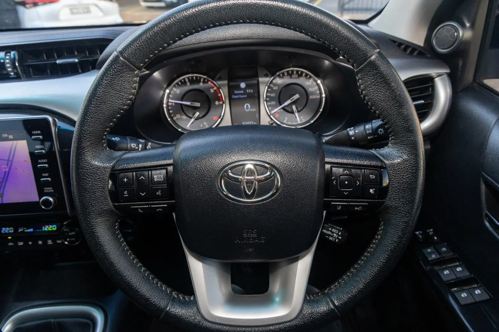 2022 Toyota Hilux Gallery Image 10