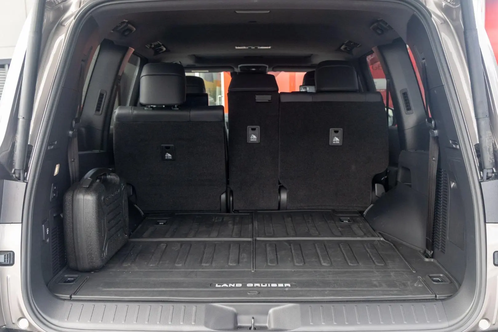 2024 Toyota Landcruiser Gallery Image 21