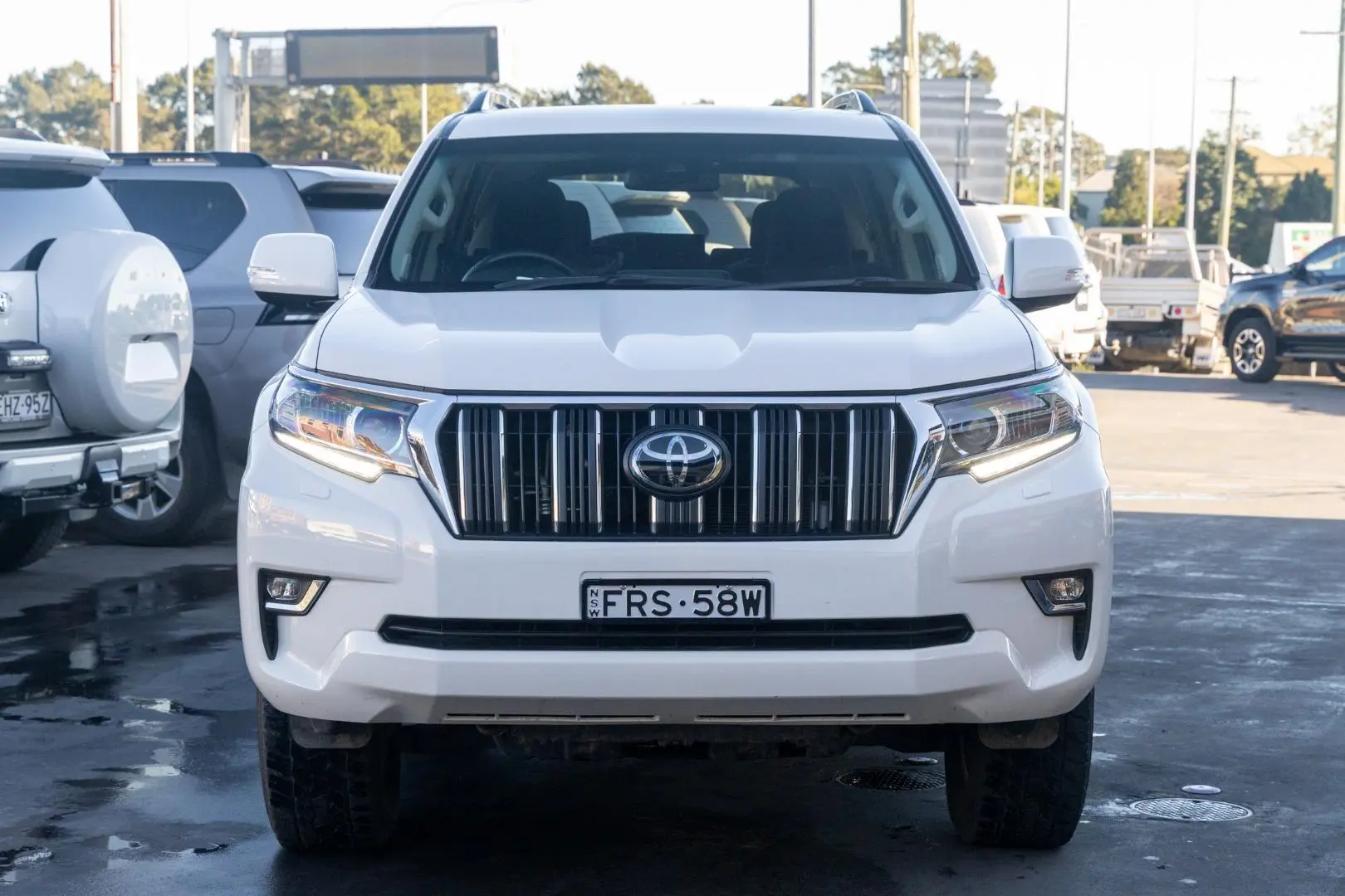 2022 Toyota Landcruiser Prado Gallery Image 4