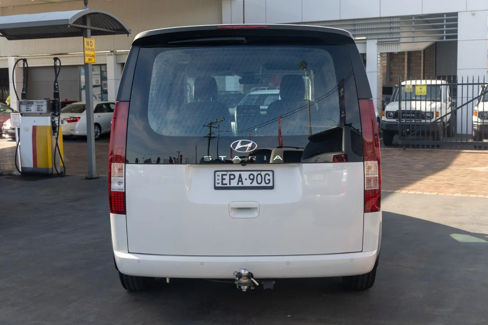 2021 Hyundai STARIA LOAD Gallery Image 5