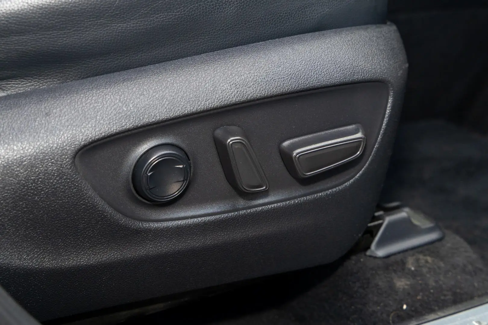 2022 Toyota Kluger Gallery Image 19