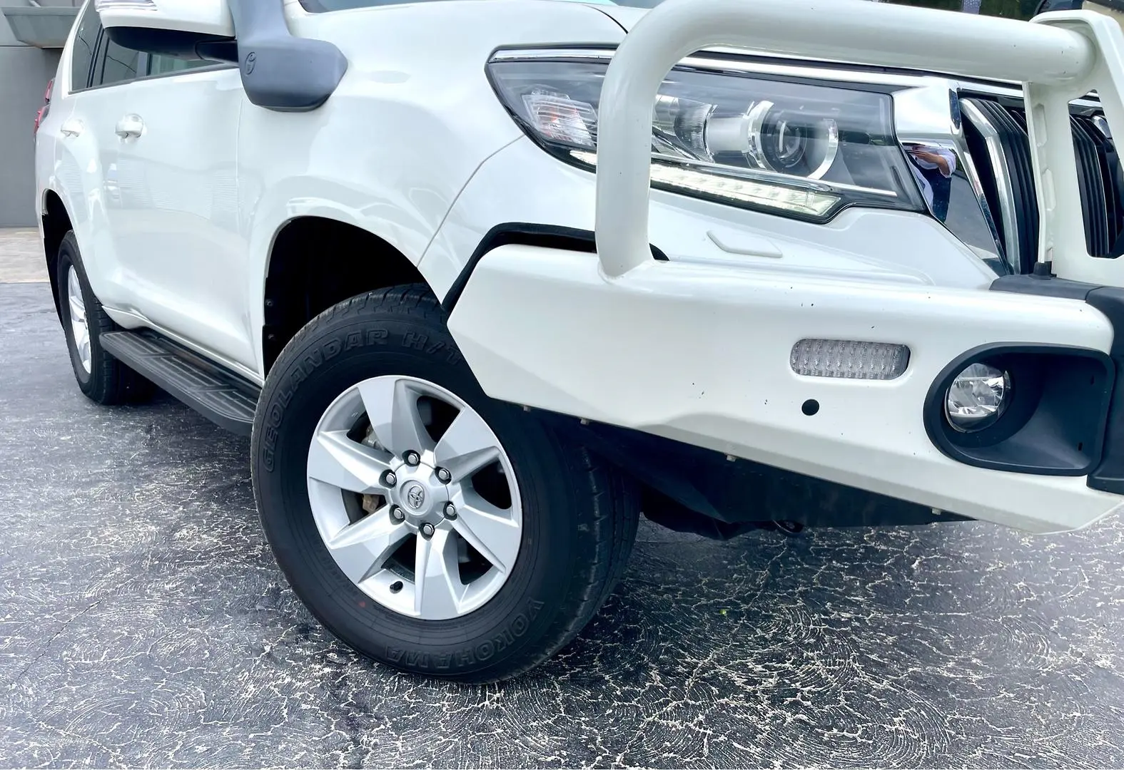 2018 Toyota Landcruiser Prado Gallery Image 6