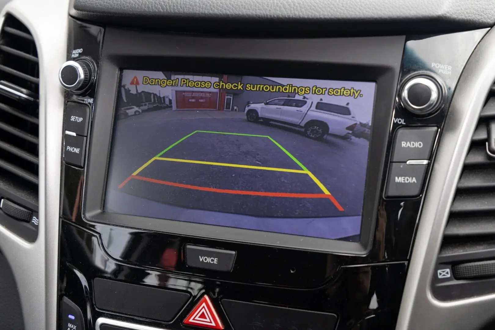 2016 Hyundai i30 Gallery Image 15