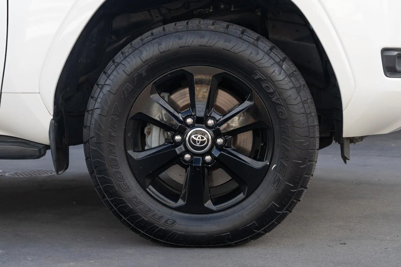 2021 Toyota Landcruiser Gallery Image 22