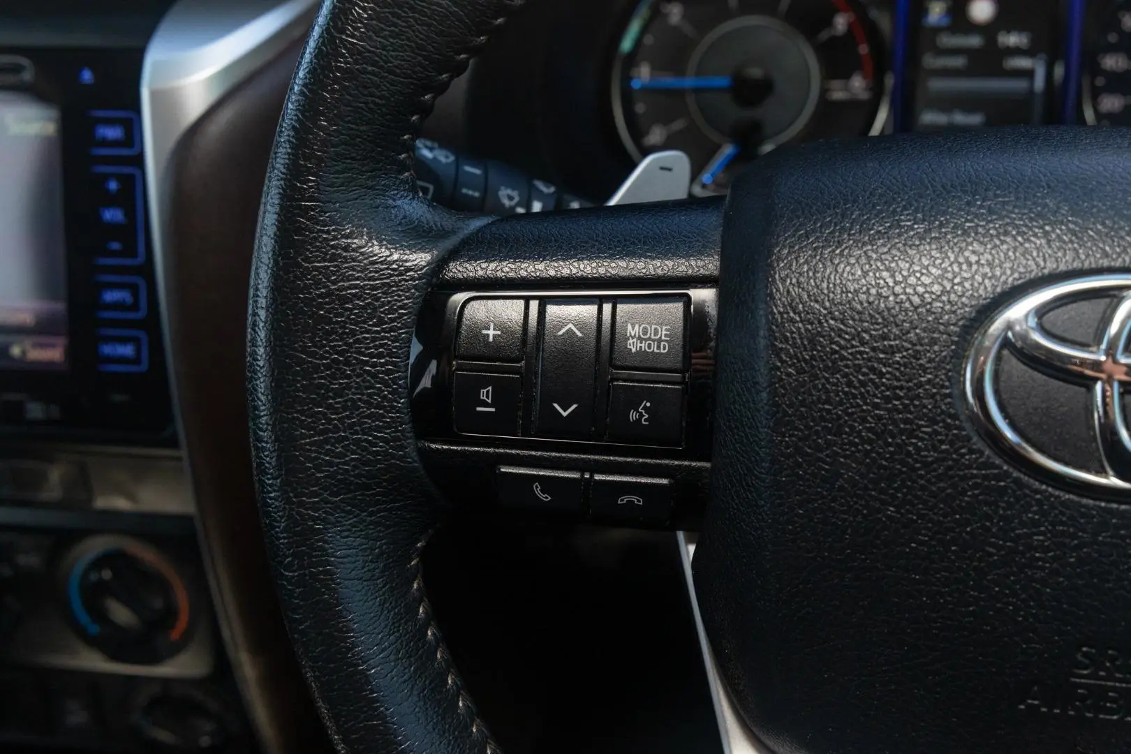 2020 Toyota Fortuner Gallery Image 11