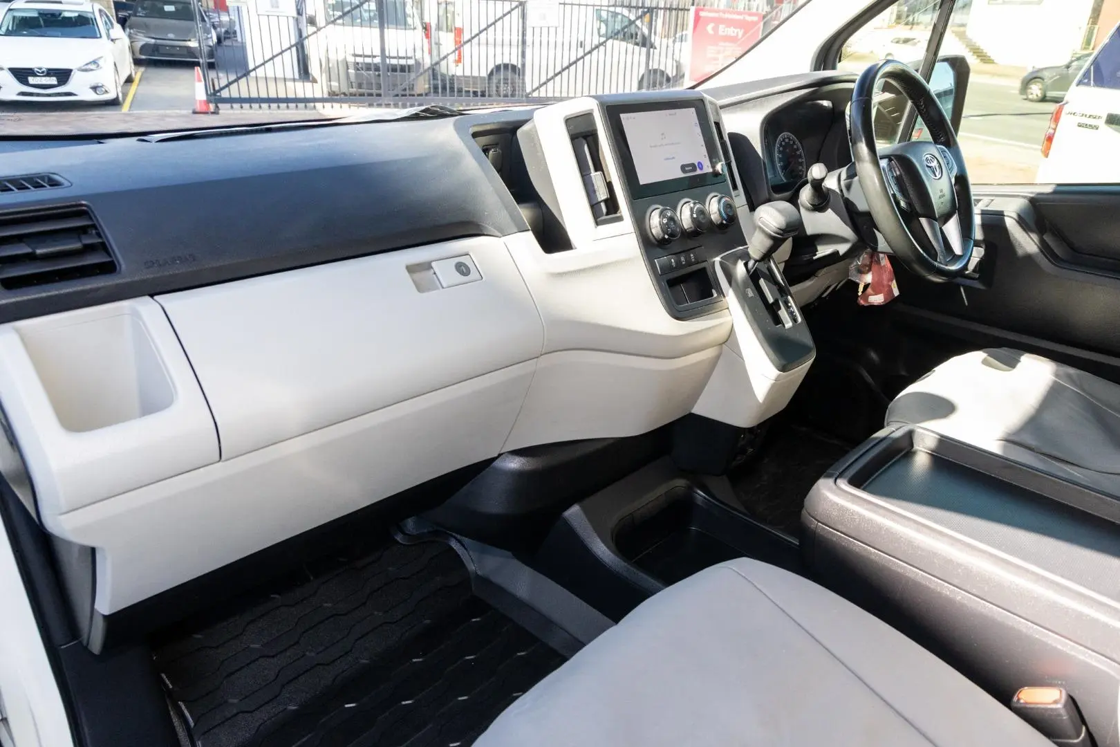 2024 Toyota Hiace Gallery Image 8