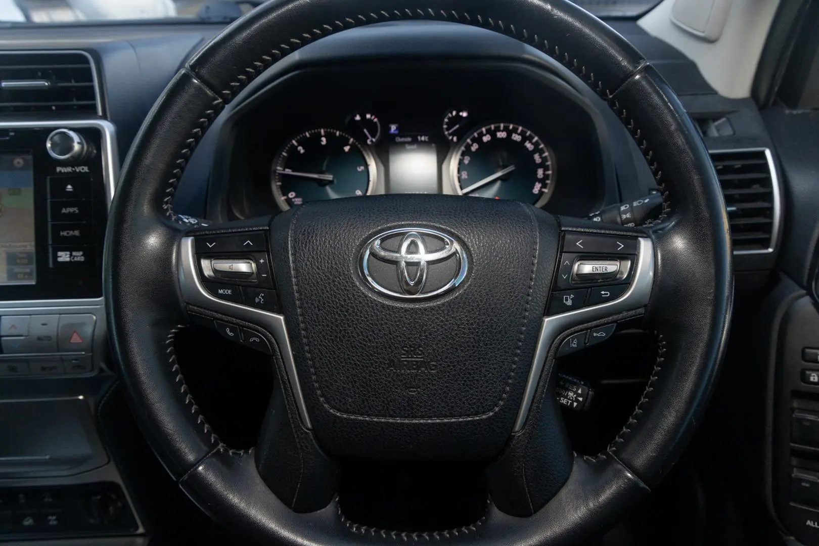2019 Toyota Landcruiser Prado Gallery Image 10