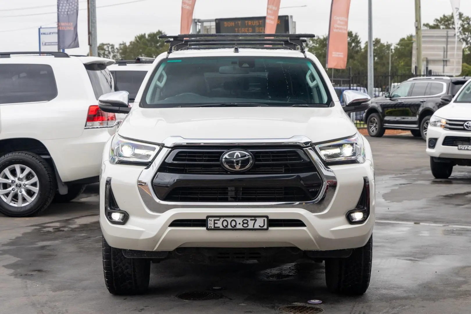 2021 Toyota Hilux Gallery Image 4