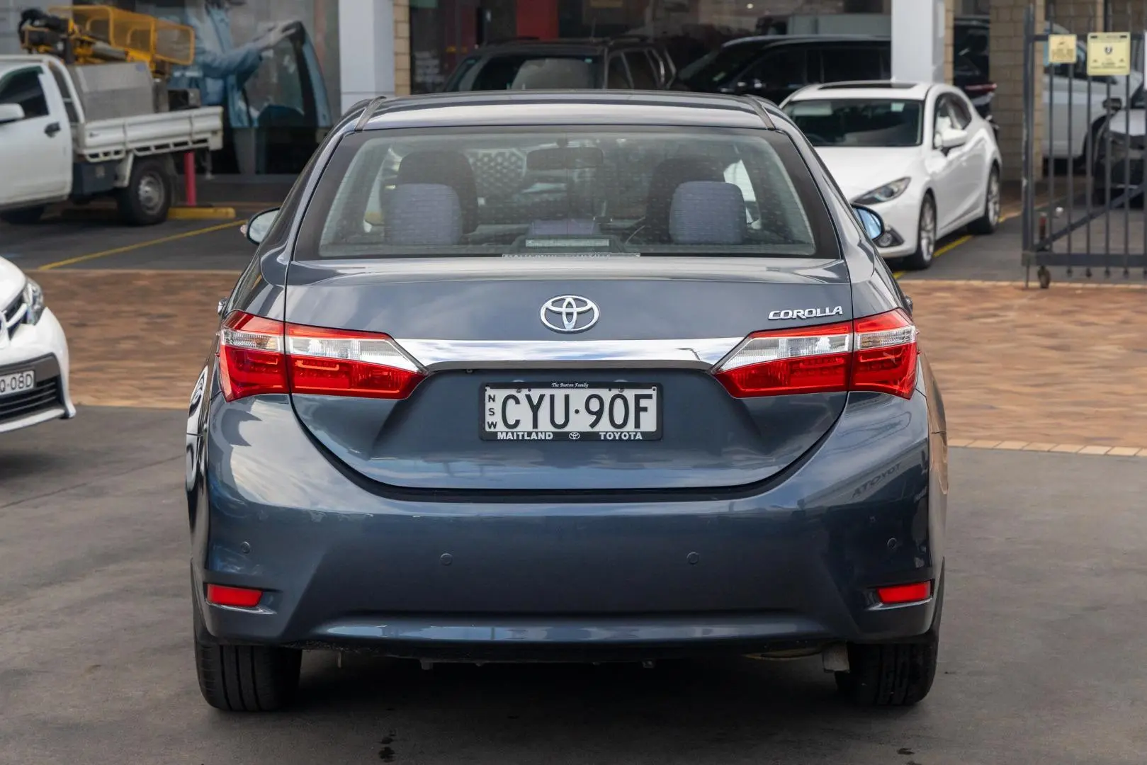 2015 Toyota Corolla Gallery Image 5