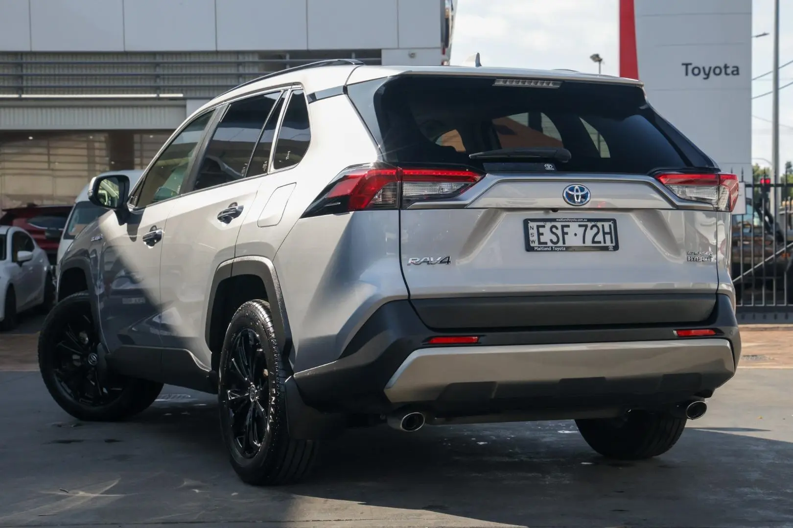 2022 Toyota RAV4 Image 2