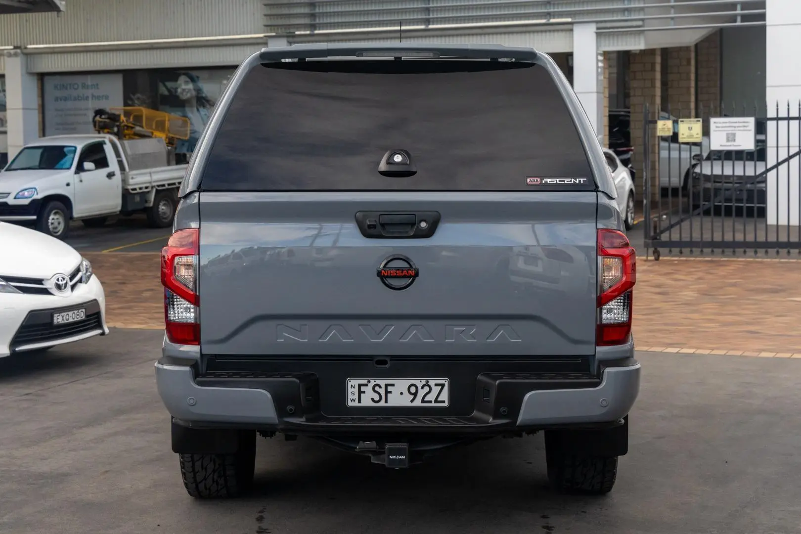2021 Nissan Navara Gallery Image 5