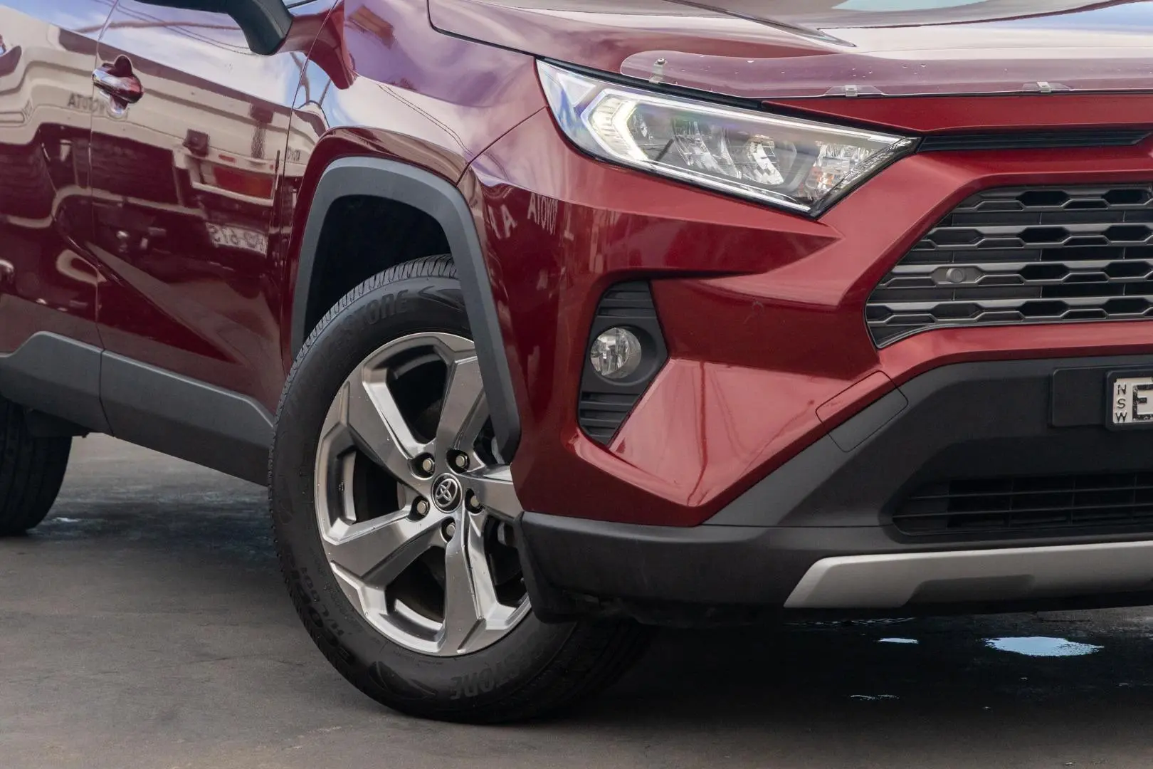 2020 Toyota RAV4 Gallery Image 6