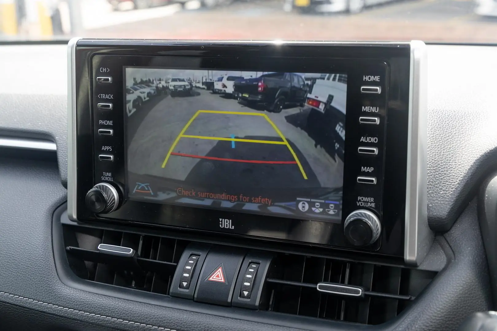 2020 Toyota RAV4 Gallery Image 15