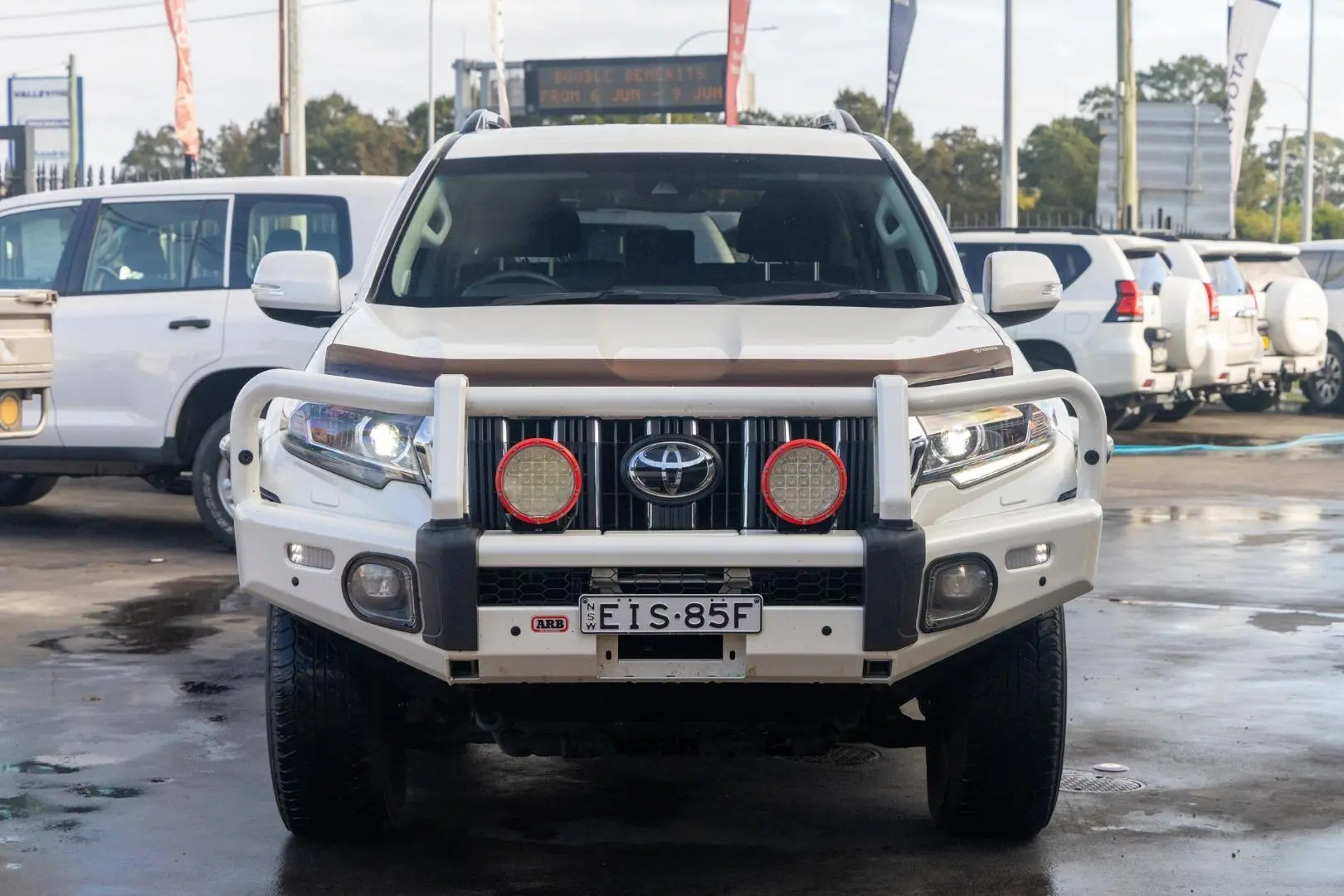 2020 Toyota Landcruiser Prado Gallery Image 4