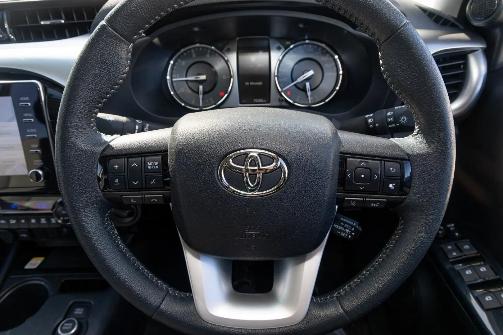 2025 Toyota Hilux Gallery Image 10