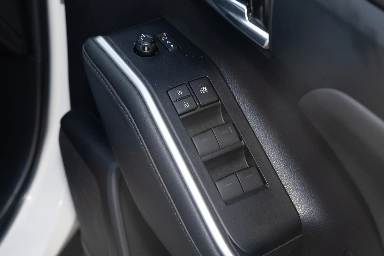 2022 Toyota Kluger Gallery Image 17