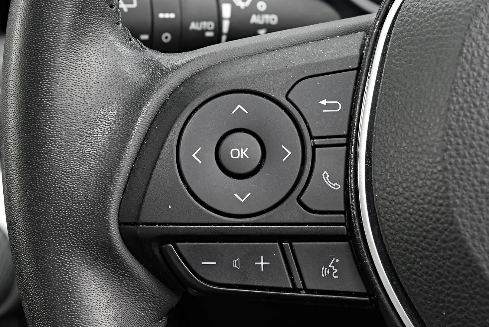 2024 Toyota RAV4 Gallery Image 10