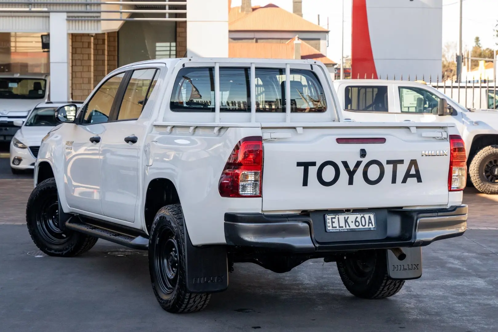 2020 Toyota Hilux Gallery Image 2