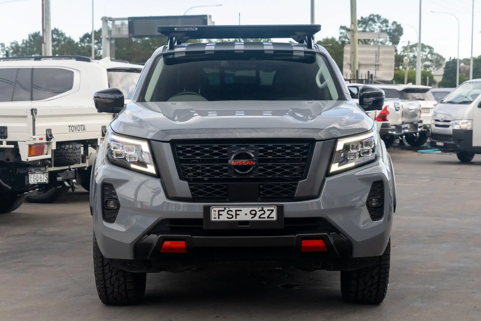 2021 Nissan Navara Gallery Image 4