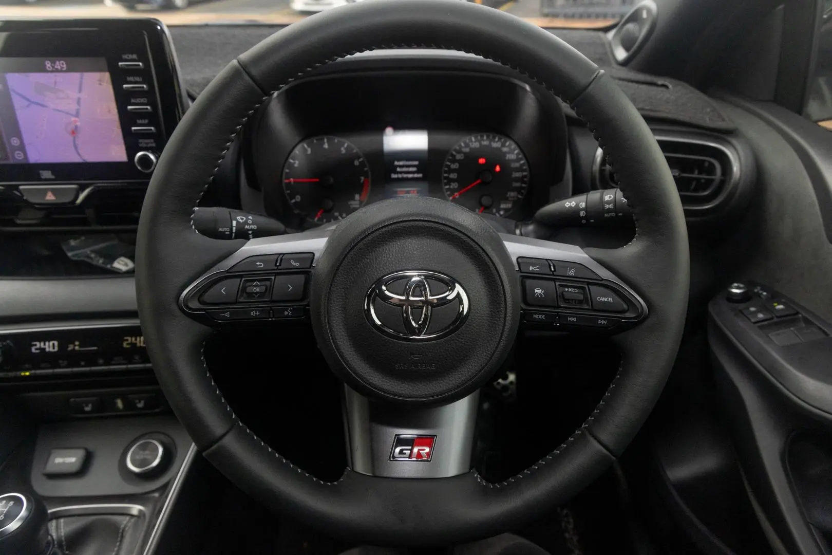 2021 Toyota Yaris Gallery Image 10