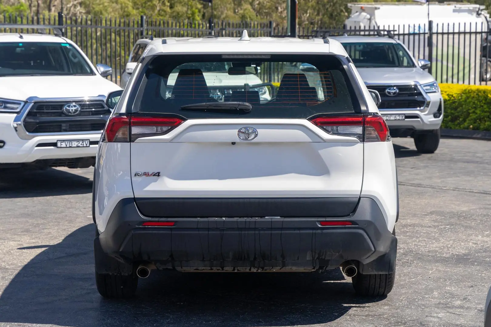 2023 Toyota RAV4 Gallery Image 5