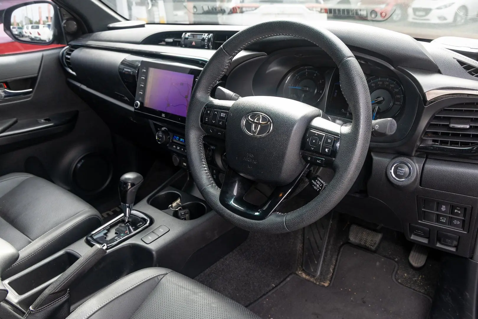 2021 Toyota Hilux Gallery Image 7