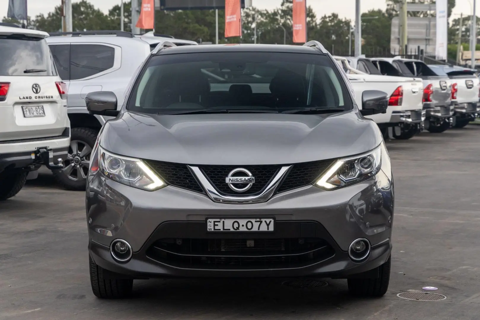 2016 Nissan QASHQAI Gallery Image 4